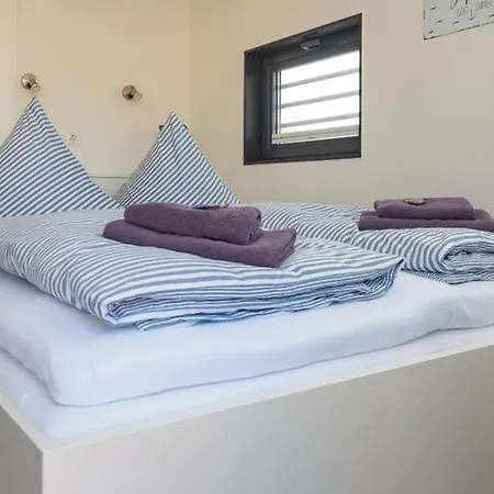 Hotel na wodzie Houseboat In Peenemuende *